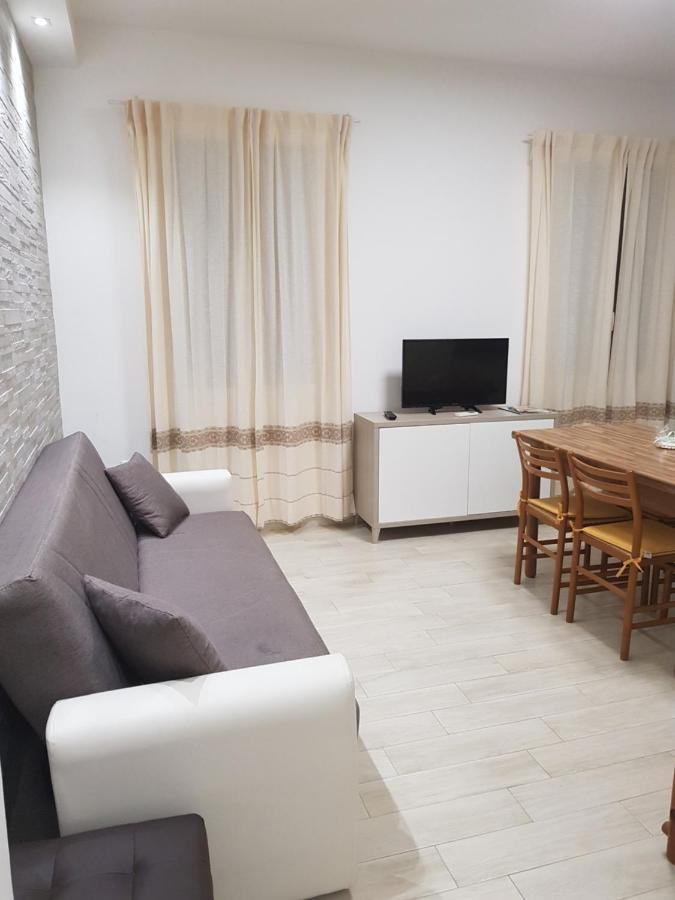 Appartement La Casa Di Laura à Tortolì Extérieur photo